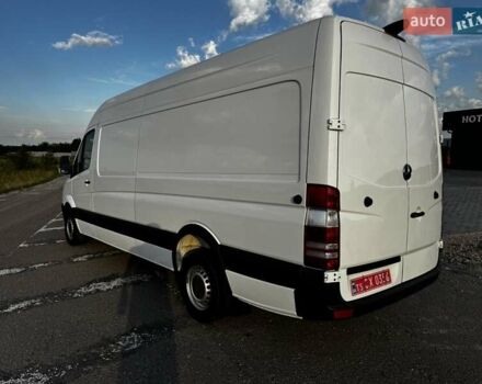 Белый Мерседес Sprinter, объемом двигателя 30 л и пробегом 198 тыс. км за 28500 $, фото 2 на Automoto.ua