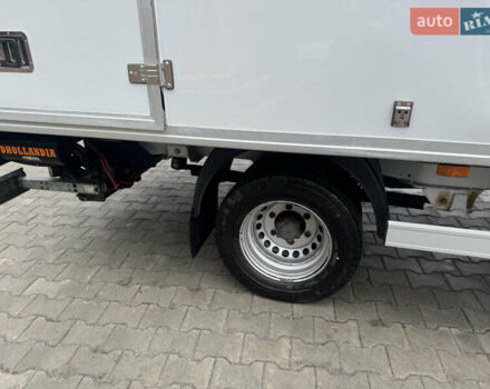 Белый Мерседес Sprinter, объемом двигателя 2.2 л и пробегом 301 тыс. км за 32000 $, фото 5 на Automoto.ua
