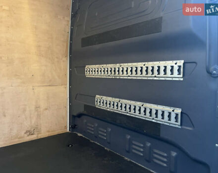 Белый Мерседес Sprinter, объемом двигателя 2.14 л и пробегом 280 тыс. км за 24800 $, фото 9 на Automoto.ua