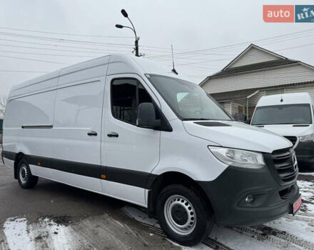 Белый Мерседес Sprinter, объемом двигателя 2.14 л и пробегом 262 тыс. км за 23700 $, фото 1 на Automoto.ua