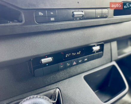Белый Мерседес Sprinter, объемом двигателя 2.2 л и пробегом 257 тыс. км за 26000 $, фото 23 на Automoto.ua