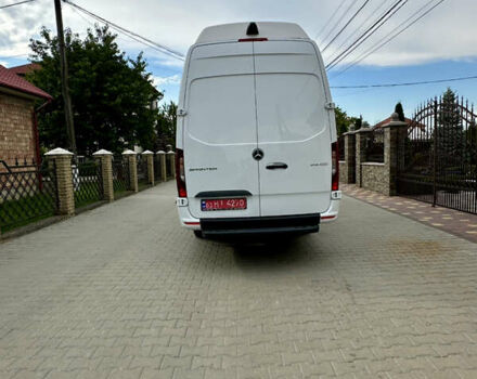 Белый Мерседес Sprinter, объемом двигателя 2.99 л и пробегом 373 тыс. км за 62700 $, фото 5 на Automoto.ua