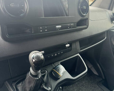 Белый Мерседес Sprinter, объемом двигателя 2.14 л и пробегом 265 тыс. км за 26500 $, фото 12 на Automoto.ua