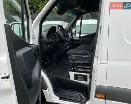 Белый Мерседес Sprinter, объемом двигателя 2.2 л и пробегом 148 тыс. км за 23999 $, фото 32 на Automoto.ua