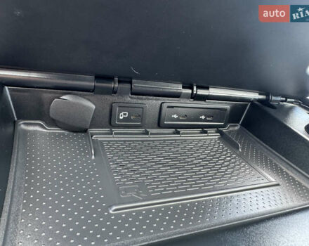 Мерседес Sprinter 2020 в Киеве на Automoto.ua Белый Мерседес Sprinter, объемом двигателя 2.2 л и пробегом 436 тыс. км за 25900 $, фото 26 на Automoto.ua