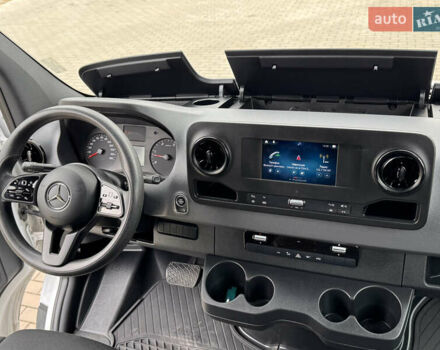 Белый Мерседес Sprinter, объемом двигателя 3 л и пробегом 280 тыс. км за 36700 $, фото 32 на Automoto.ua