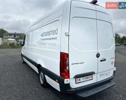 Белый Мерседес Sprinter, объемом двигателя 2.14 л и пробегом 433 тыс. км за 27900 $, фото 12 на Automoto.ua