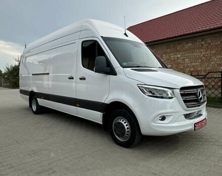 Белый Мерседес Sprinter, объемом двигателя 2.99 л и пробегом 373 тыс. км за 62700 $, фото 2 на Automoto.ua