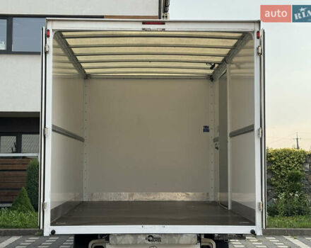 Белый Мерседес Sprinter, объемом двигателя 2.2 л и пробегом 254 тыс. км за 24500 $, фото 68 на Automoto.ua