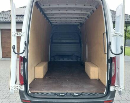 Білий Мерседес Sprinter, об'ємом двигуна 3 л та пробігом 360 тис. км за 33098 $, фото 14 на Automoto.ua