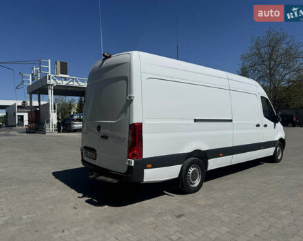 Белый Мерседес Sprinter, объемом двигателя 2.14 л и пробегом 204 тыс. км за 28500 $, фото 4 на Automoto.ua