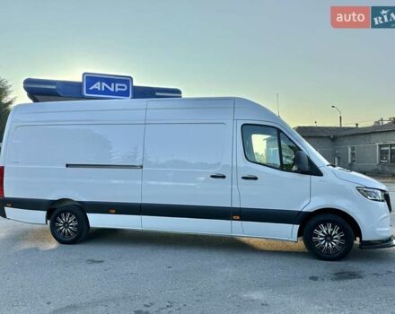 Белый Мерседес Sprinter, объемом двигателя 0 л и пробегом 290 тыс. км за 25000 $, фото 76 на Automoto.ua