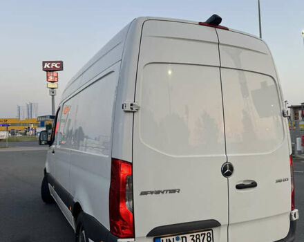 Білий Мерседес Sprinter, об'ємом двигуна 2.2 л та пробігом 201 тис. км за 25000 $, фото 17 на Automoto.ua