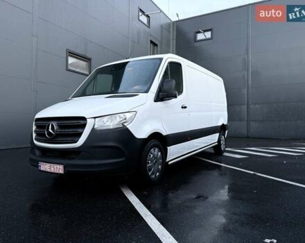Мерседес Sprinter 2020 в Киеве на Automoto.ua Белый Мерседес Sprinter, объемом двигателя 2.2 л и пробегом 288 тыс. км за 23850 $, фото 2 на Automoto.ua