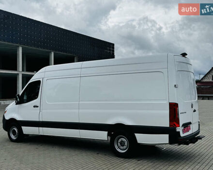 Белый Мерседес Sprinter, объемом двигателя 3 л и пробегом 280 тыс. км за 36700 $, фото 6 на Automoto.ua