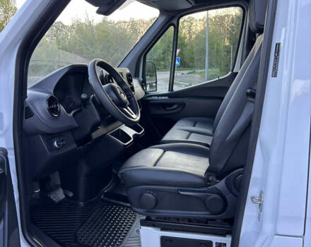 Белый Мерседес Sprinter, объемом двигателя 2.2 л и пробегом 280 тыс. км за 29500 $, фото 7 на Automoto.ua