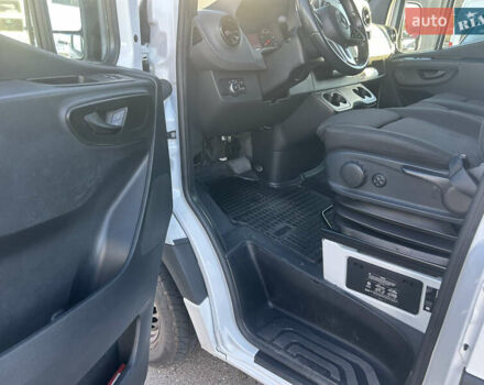 Білий Мерседес Sprinter, об'ємом двигуна 0 л та пробігом 49 тис. км за 68500 $, фото 3 на Automoto.ua