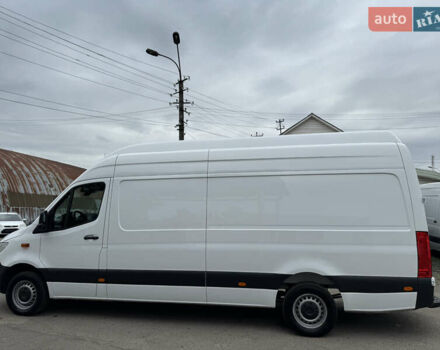 Белый Мерседес Sprinter, объемом двигателя 2.2 л и пробегом 276 тыс. км за 26800 $, фото 12 на Automoto.ua