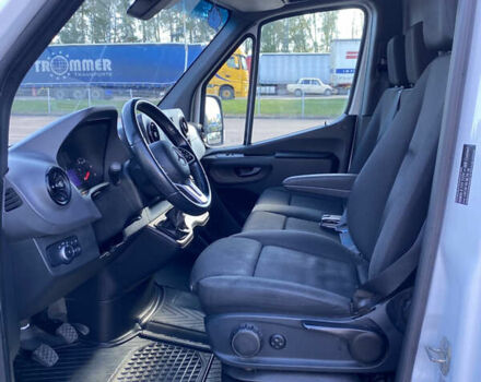 Белый Мерседес Sprinter, объемом двигателя 2.1 л и пробегом 350 тыс. км за 24300 $, фото 25 на Automoto.ua
