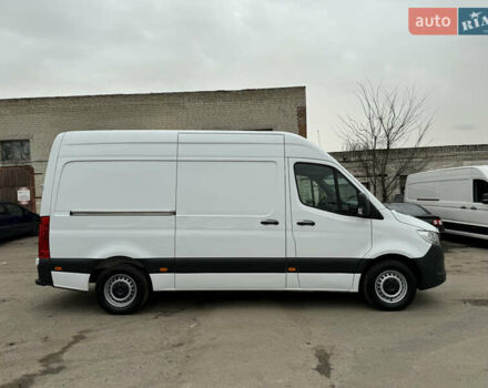 Белый Мерседес Sprinter, объемом двигателя 2.14 л и пробегом 223 тыс. км за 23900 $, фото 8 на Automoto.ua
