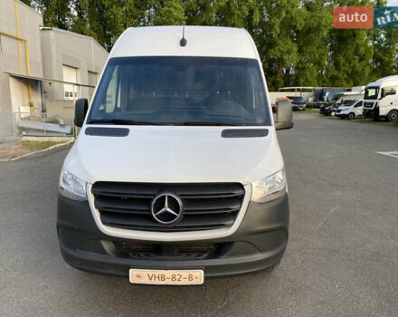 Белый Мерседес Sprinter, объемом двигателя 1.99 л и пробегом 253 тыс. км за 27500 $, фото 6 на Automoto.ua