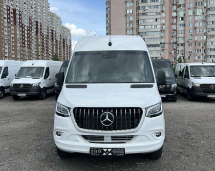Белый Мерседес Sprinter, объемом двигателя 3 л и пробегом 69 тыс. км за 46999 $, фото 1 на Automoto.ua