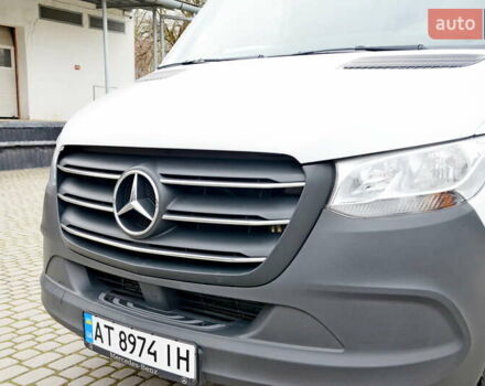 Белый Мерседес Sprinter, объемом двигателя 2.1 л и пробегом 144 тыс. км за 28500 $, фото 1 на Automoto.ua