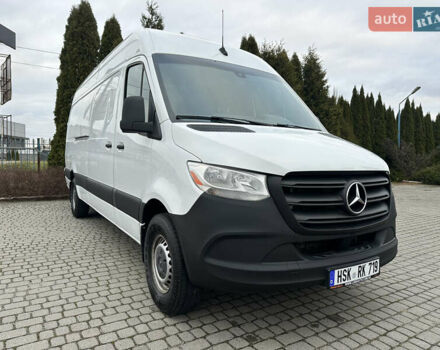 Белый Мерседес Sprinter, объемом двигателя 3 л и пробегом 300 тыс. км за 37500 $, фото 11 на Automoto.ua