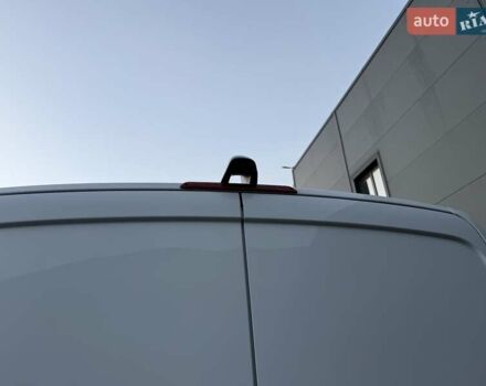 Мерседес Sprinter 2020 в Киеве на Automoto.ua Белый Мерседес Sprinter, объемом двигателя 2.2 л и пробегом 288 тыс. км за 23850 $, фото 17 на Automoto.ua