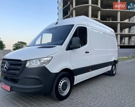 Белый Мерседес Sprinter, объемом двигателя 2.2 л и пробегом 267 тыс. км за 20999 $, фото 1 на Automoto.ua