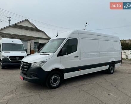 Белый Мерседес Sprinter, объемом двигателя 2.2 л и пробегом 245 тыс. км за 26900 $, фото 1 на Automoto.ua