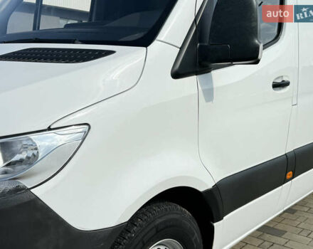 Белый Мерседес Sprinter, объемом двигателя 2.2 л и пробегом 236 тыс. км за 22750 $, фото 23 на Automoto.ua