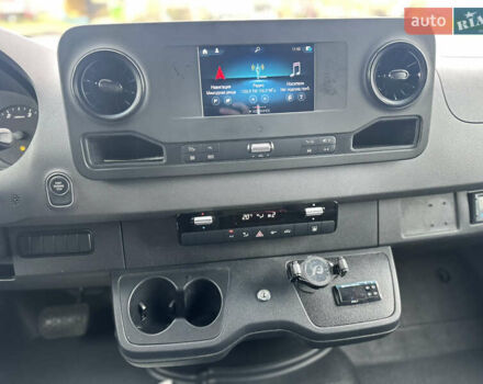 Белый Мерседес Sprinter, объемом двигателя 2.14 л и пробегом 433 тыс. км за 27900 $, фото 29 на Automoto.ua