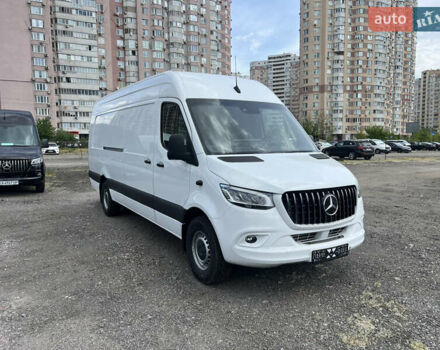 Белый Мерседес Sprinter, объемом двигателя 3 л и пробегом 69 тыс. км за 46999 $, фото 2 на Automoto.ua