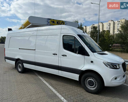 Белый Мерседес Sprinter, объемом двигателя 3 л и пробегом 69 тыс. км за 46999 $, фото 3 на Automoto.ua