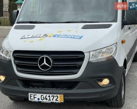 Белый Мерседес Sprinter, объемом двигателя 2.2 л и пробегом 300 тыс. км за 25500 $, фото 3 на Automoto.ua