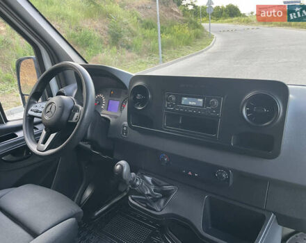 Белый Мерседес Sprinter, объемом двигателя 2.2 л и пробегом 267 тыс. км за 20999 $, фото 51 на Automoto.ua