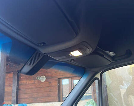 Белый Мерседес Sprinter, объемом двигателя 2.14 л и пробегом 327 тыс. км за 21800 $, фото 6 на Automoto.ua