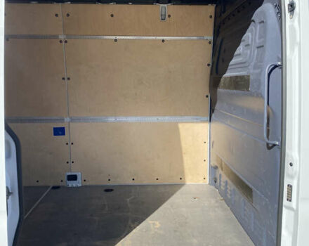 Белый Мерседес Sprinter, объемом двигателя 2.1 л и пробегом 350 тыс. км за 24300 $, фото 21 на Automoto.ua