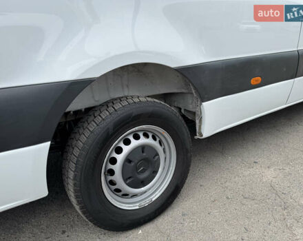 Белый Мерседес Sprinter, объемом двигателя 2.2 л и пробегом 276 тыс. км за 26800 $, фото 8 на Automoto.ua