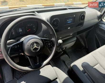 Белый Мерседес Sprinter, объемом двигателя 2.14 л и пробегом 188 тыс. км за 24900 $, фото 7 на Automoto.ua