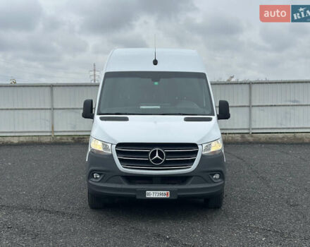 Белый Мерседес Sprinter, объемом двигателя 2.14 л и пробегом 433 тыс. км за 27900 $, фото 7 на Automoto.ua