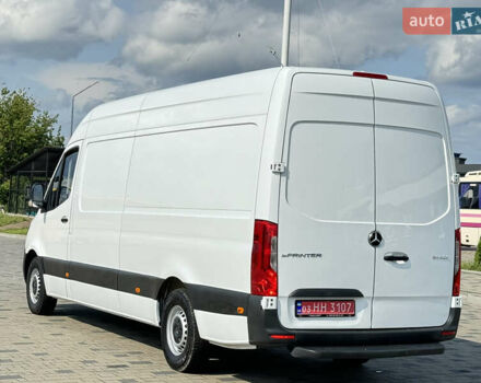 Белый Мерседес Sprinter, объемом двигателя 2.2 л и пробегом 236 тыс. км за 22750 $, фото 10 на Automoto.ua