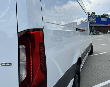 Белый Мерседес Sprinter, объемом двигателя 3 л и пробегом 313 тыс. км за 40500 $, фото 15 на Automoto.ua