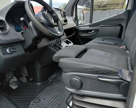 Білий Мерседес Sprinter, об'ємом двигуна 3 л та пробігом 360 тис. км за 33098 $, фото 27 на Automoto.ua