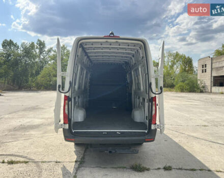 Белый Мерседес Sprinter, объемом двигателя 2.99 л и пробегом 32 тыс. км за 49900 $, фото 11 на Automoto.ua