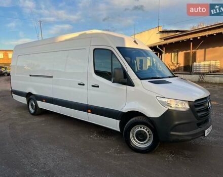 Белый Мерседес Sprinter, объемом двигателя 2.14 л и пробегом 219 тыс. км за 29499 $, фото 5 на Automoto.ua