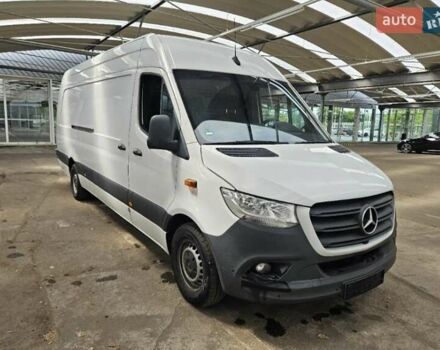 Белый Мерседес Sprinter, объемом двигателя 2.2 л и пробегом 200 тыс. км за 19995 $, фото 2 на Automoto.ua