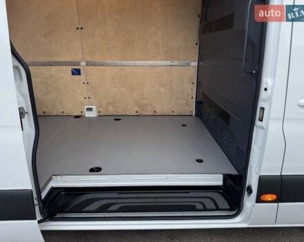 Білий Мерседес Sprinter, об'ємом двигуна 2.2 л та пробігом 243 тис. км за 25800 $, фото 56 на Automoto.ua