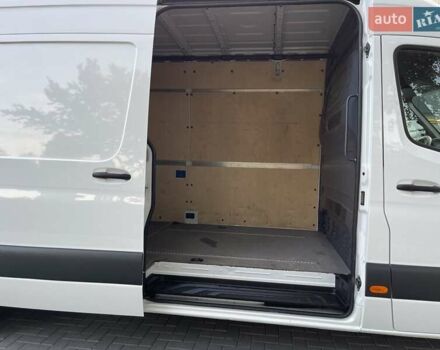 Белый Мерседес Sprinter, объемом двигателя 2.14 л и пробегом 337 тыс. км за 24800 $, фото 10 на Automoto.ua